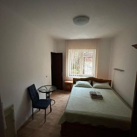 Готель Casa Rosa Беїле-Оленешті Екстер'єр фото